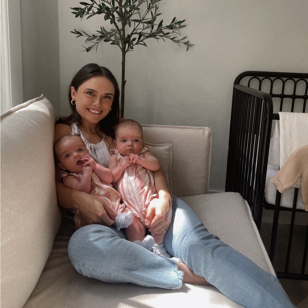 Meet your Posher, Lael